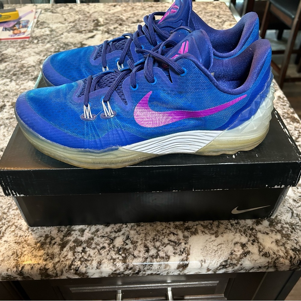 Nike zoom Kobe Venomenon 5